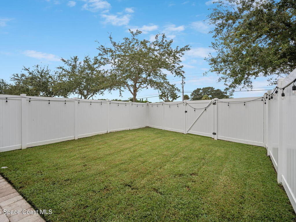 2565 Revolution Street, Melbourne, FL 32935