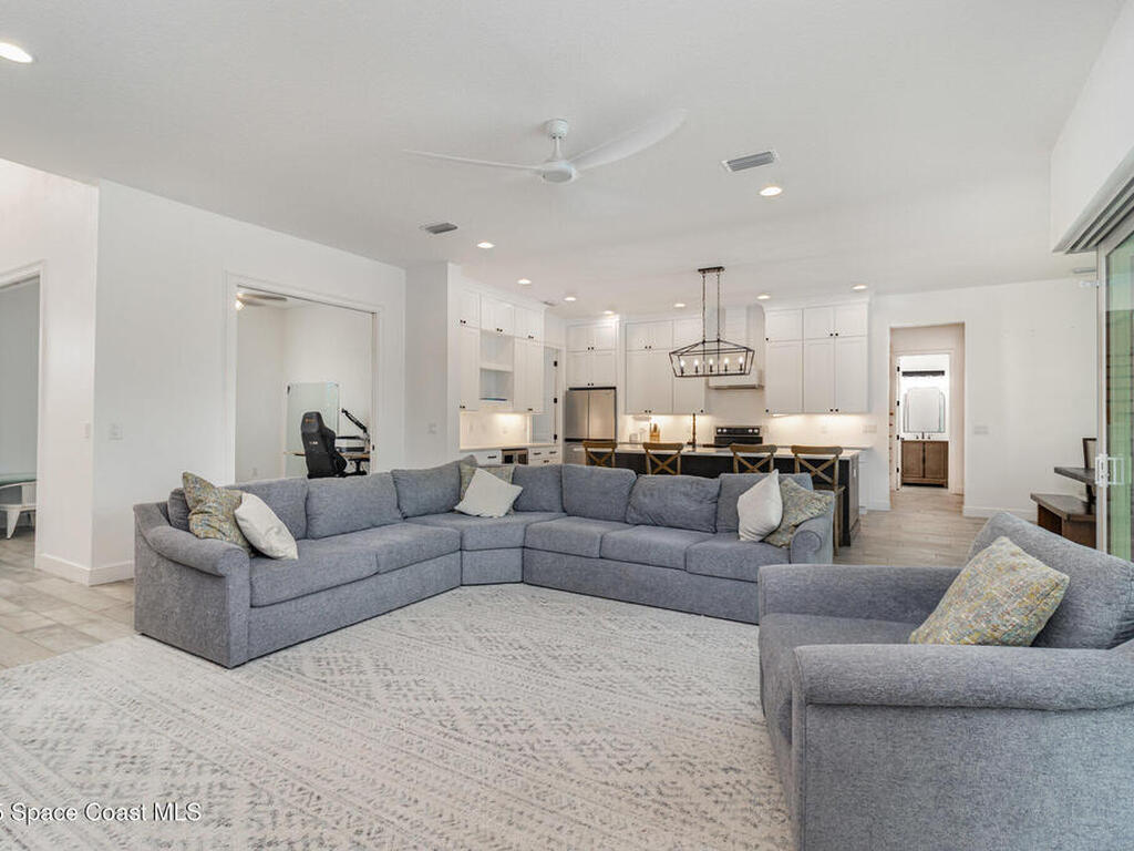 2653 Westhorpe Drive, Malabar, FL 32950