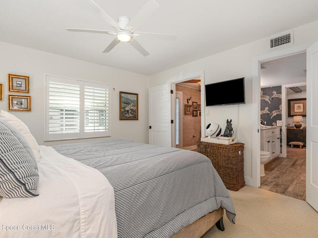 580 S Brevard Avenue, Cocoa Beach, FL 32931