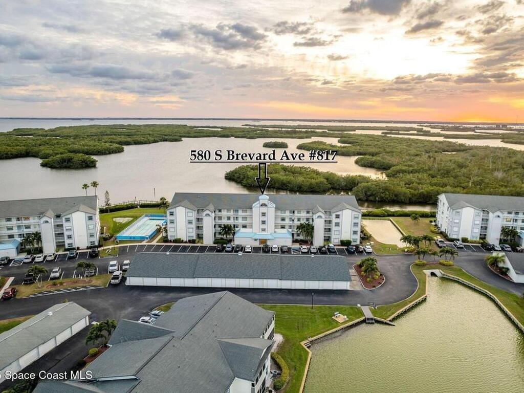 580 S Brevard Avenue, Cocoa Beach, FL 32931