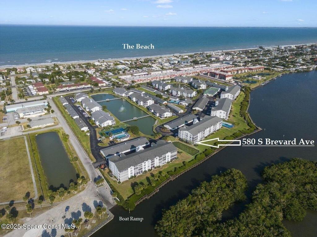580 S Brevard Avenue, Cocoa Beach, FL 32931
