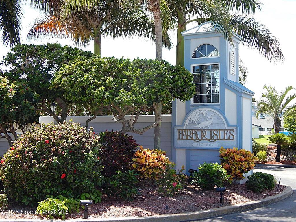 580 S Brevard Avenue, Cocoa Beach, FL 32931