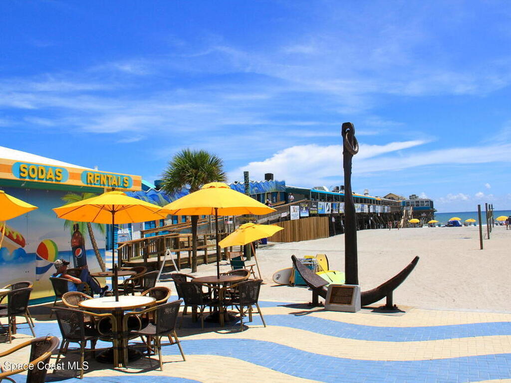 580 S Brevard Avenue, Cocoa Beach, FL 32931