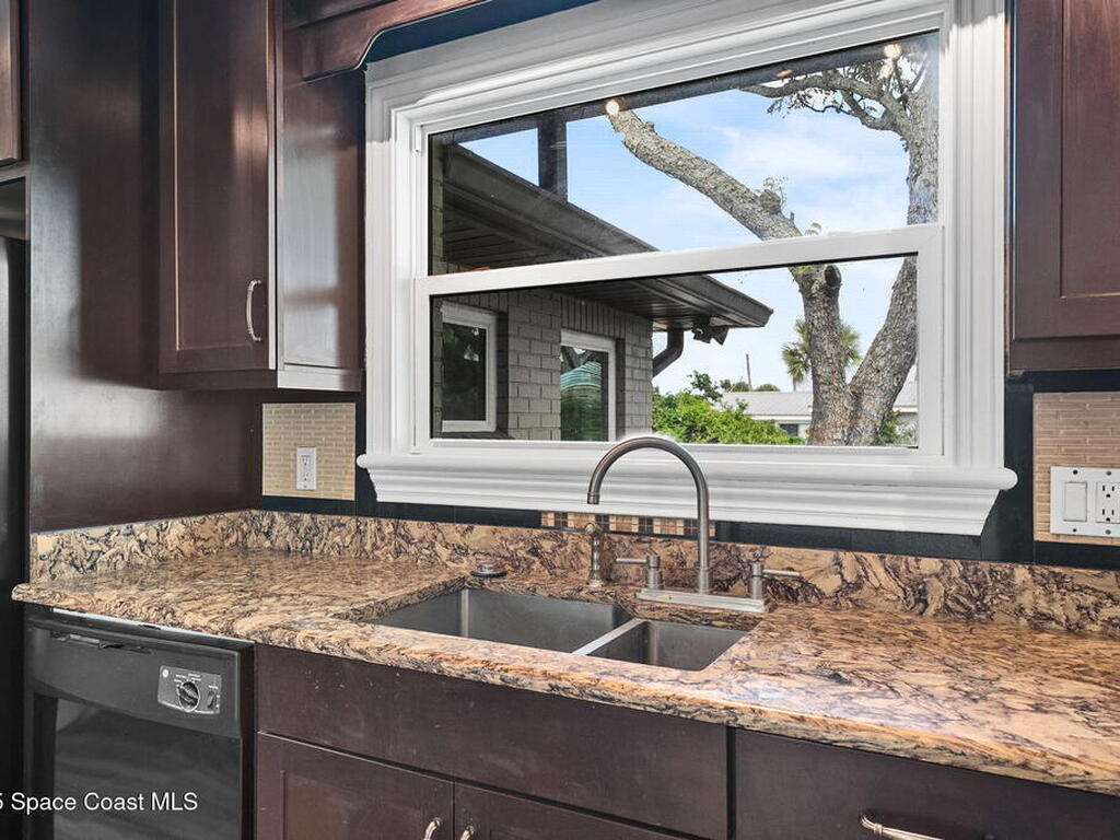 2203 S Peninsula Drive, Daytona Beach, FL 32118