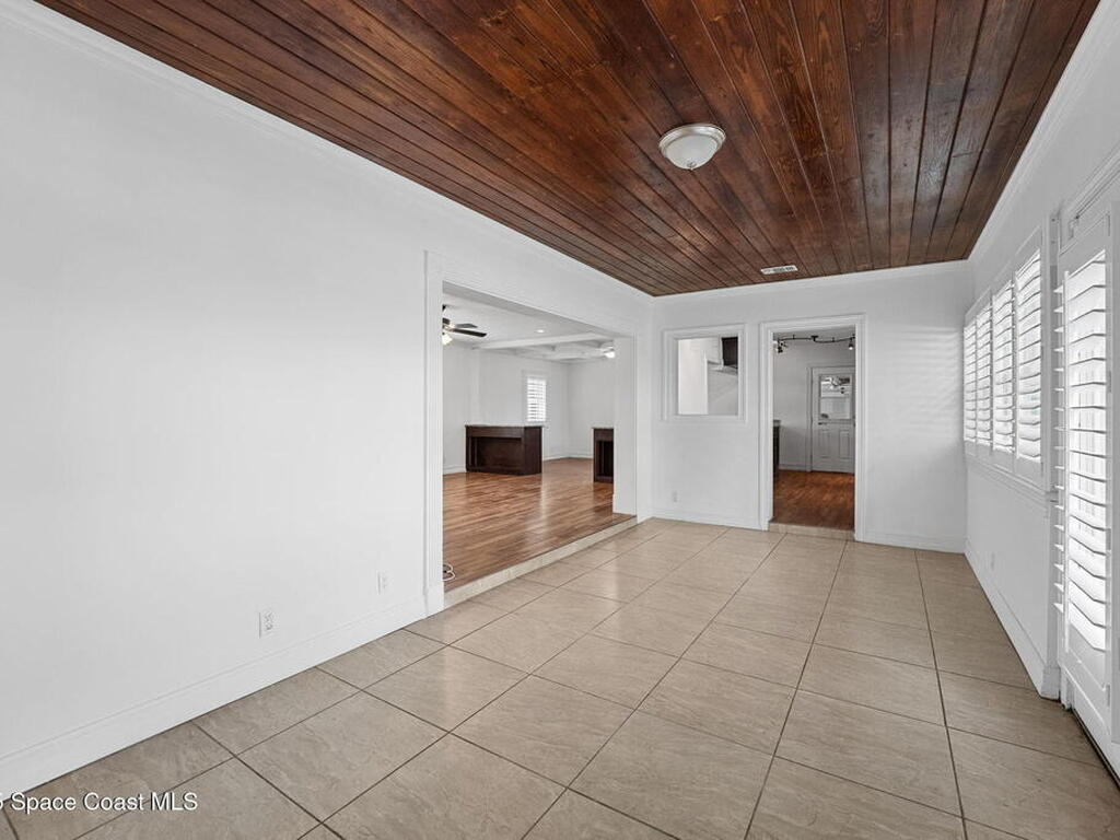 2203 S Peninsula Drive, Daytona Beach, FL 32118