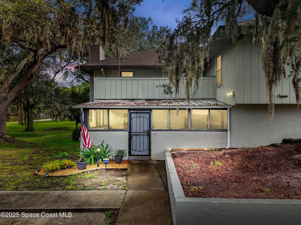 1931 Dipol Courtway, Titusville, FL 32780