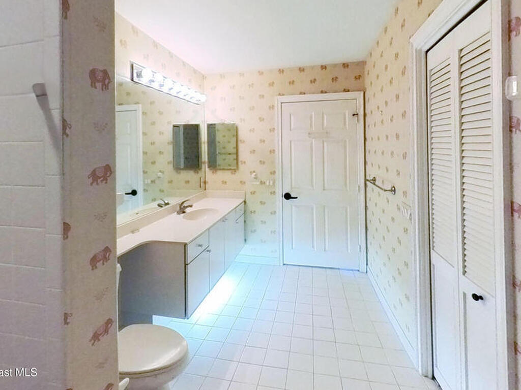 1510 Oak Harbor Boulevard, Vero Beach, FL 32967