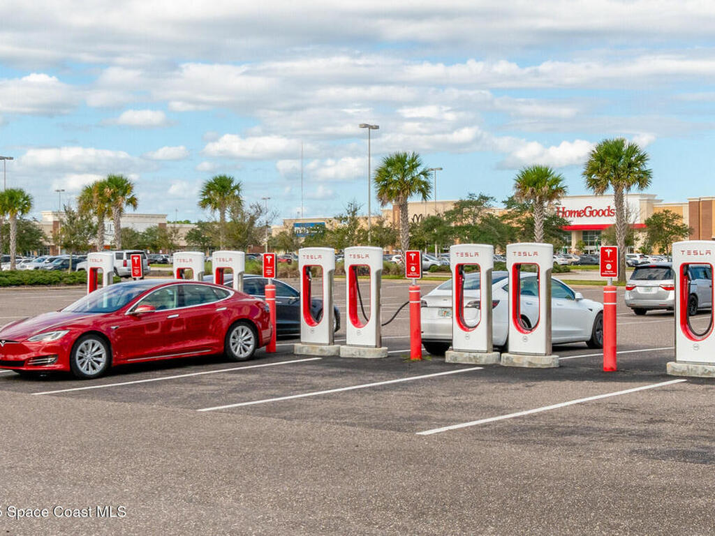 1420 Malibu Circle, Palm Bay, FL 32905