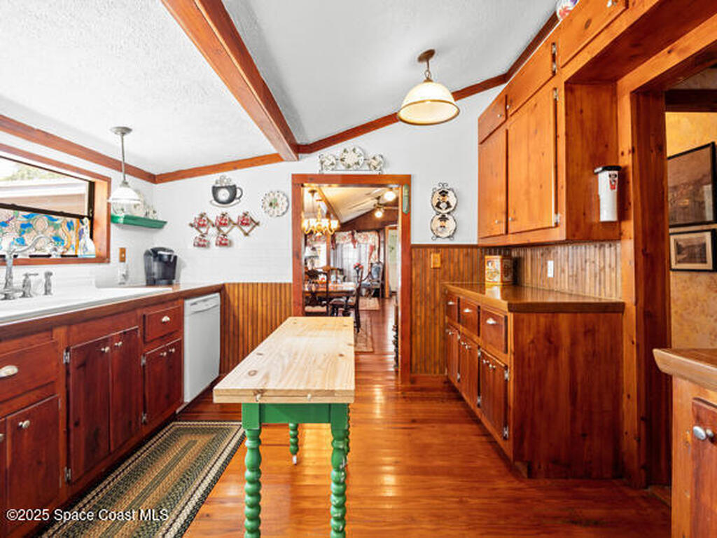 608 Indiana Avenue, St. Cloud, FL 34769