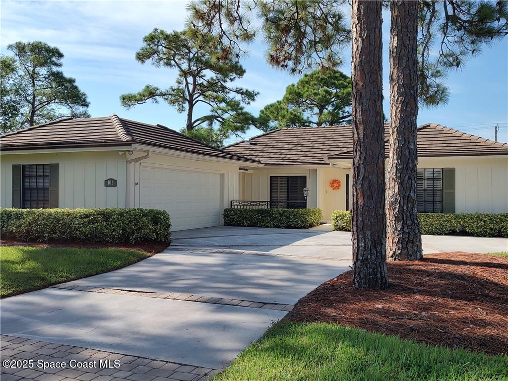 106 Prestwick Circle, Vero Beach, FL 32967