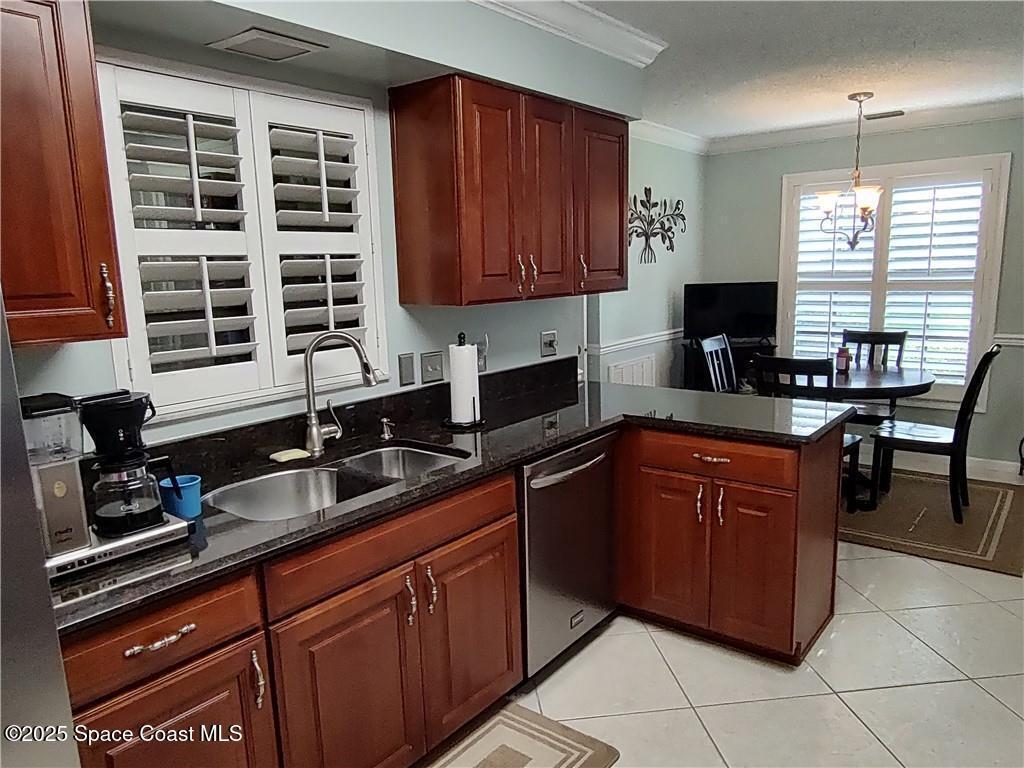 106 Prestwick Circle, Vero Beach, FL 32967