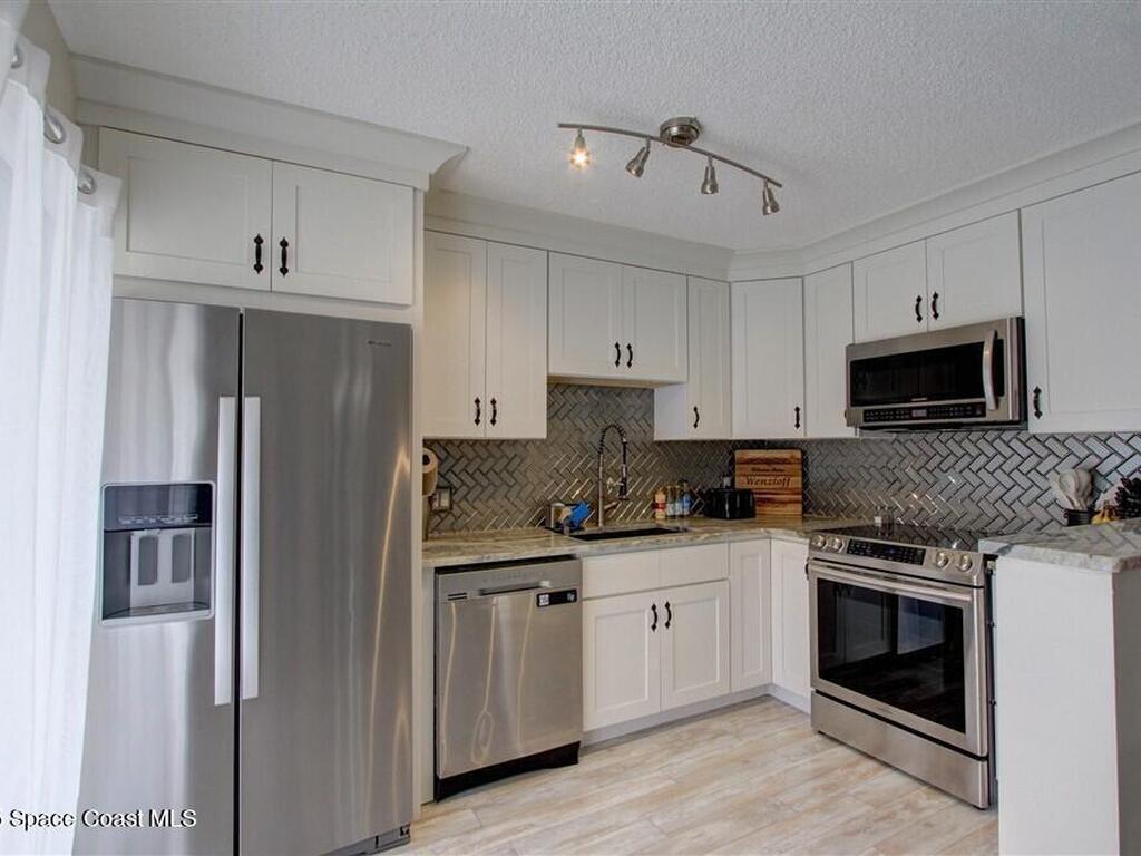 1717 Patty Circle, Palm Bay, FL 32905