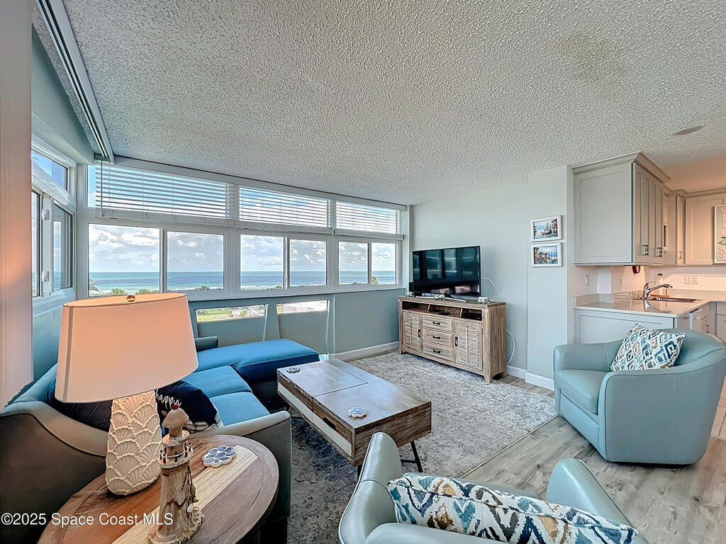 2020 N Atlantic Avenue, Cocoa Beach, FL 32931