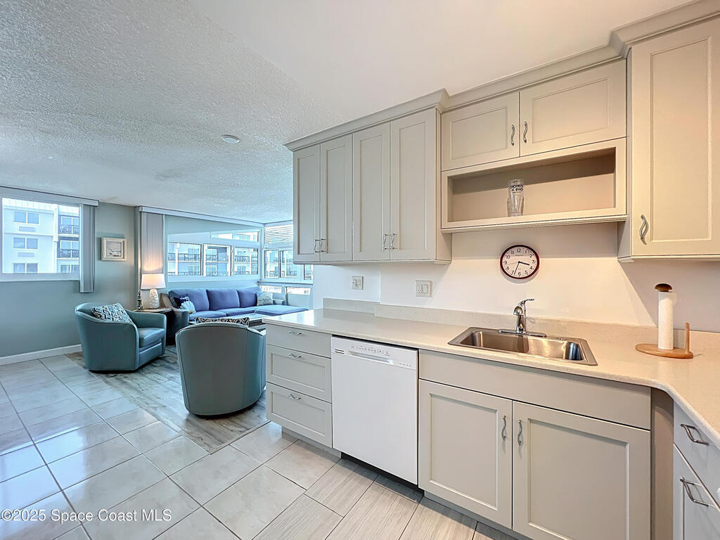 2020 N Atlantic Avenue, Cocoa Beach, FL 32931