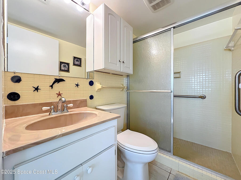 2020 N Atlantic Avenue, Cocoa Beach, FL 32931