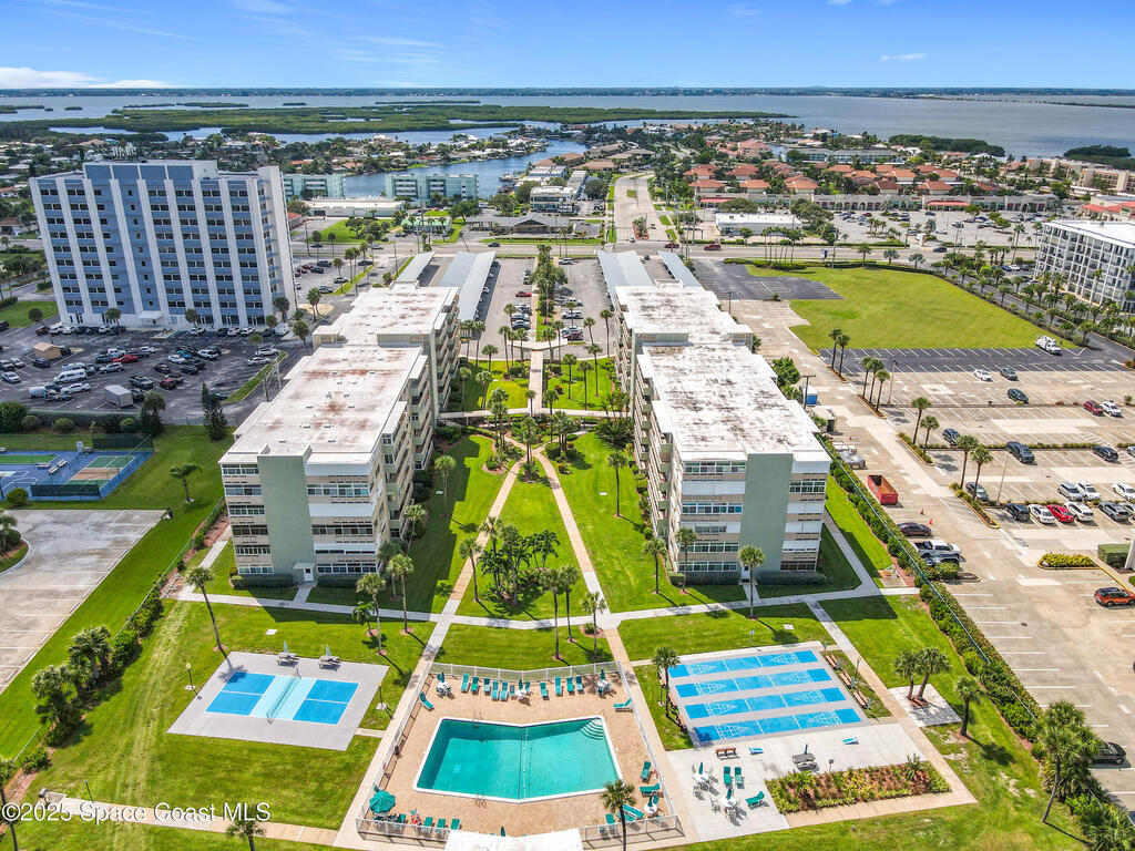 2020 N Atlantic Avenue, Cocoa Beach, FL 32931