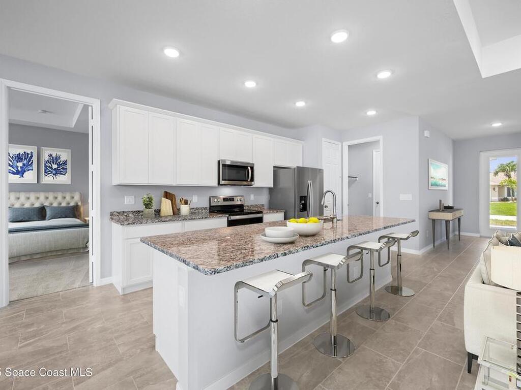 695 Americana Boulevard, Palm Bay, FL 32907