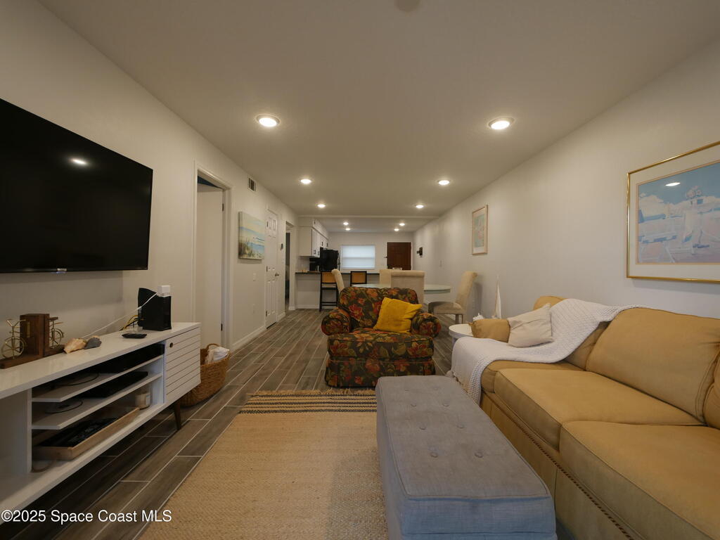 1318 S Miramar Avenue, Indialantic, FL 32903