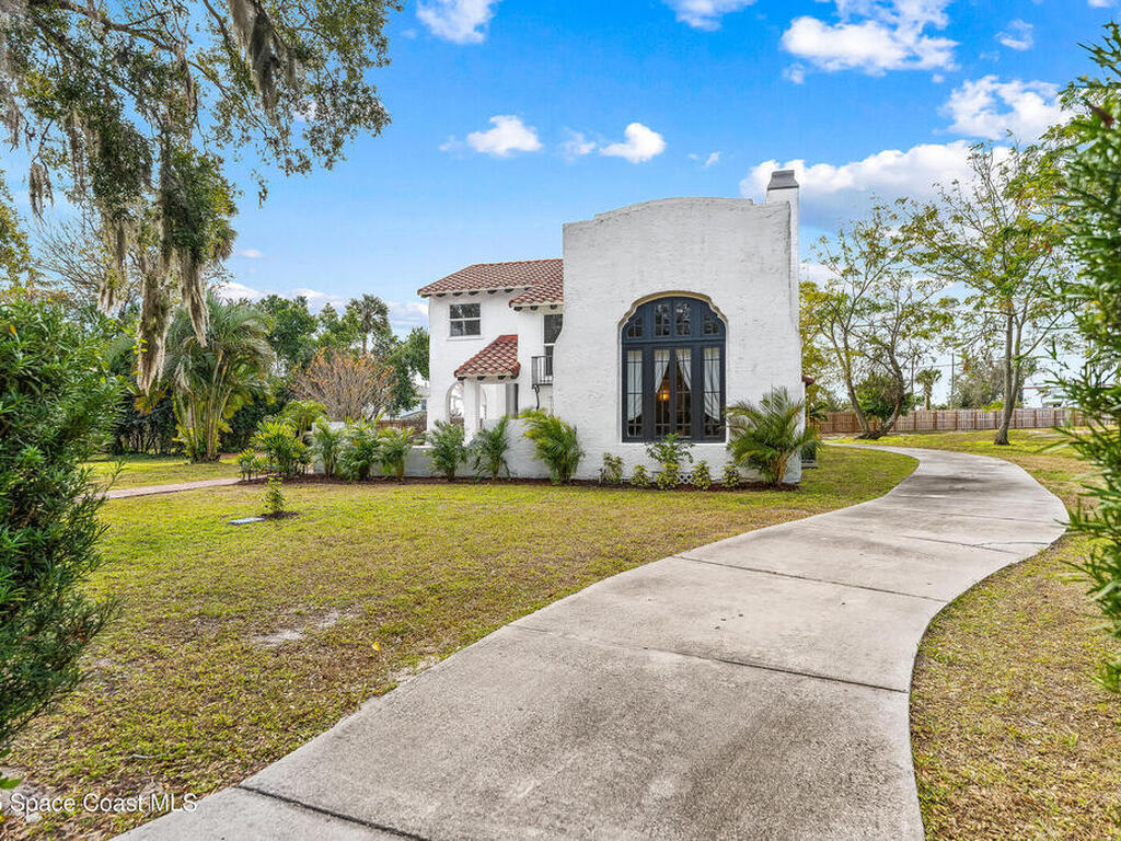 121 Circle Drive, Cocoa, FL 32922