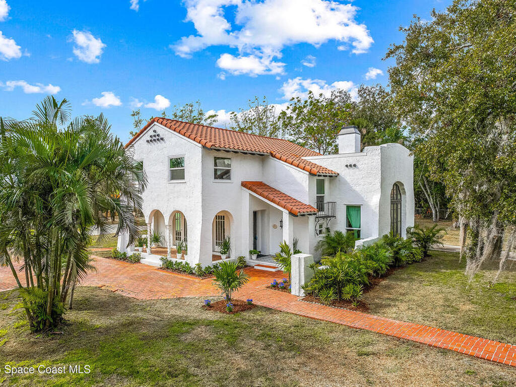 121 Circle Drive, Cocoa, FL 32922