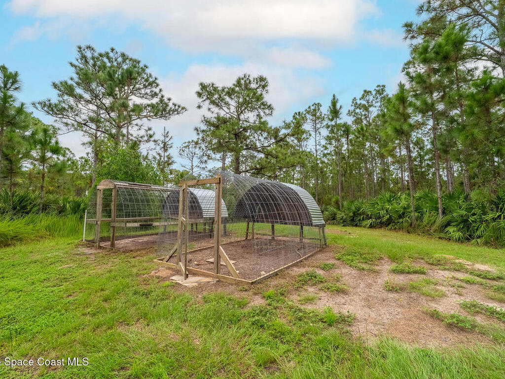 13805 83rd Street, Fellsmere, FL 32948