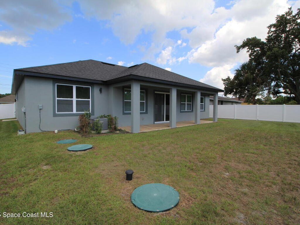 432 Garvey Road, Palm Bay, FL 32908