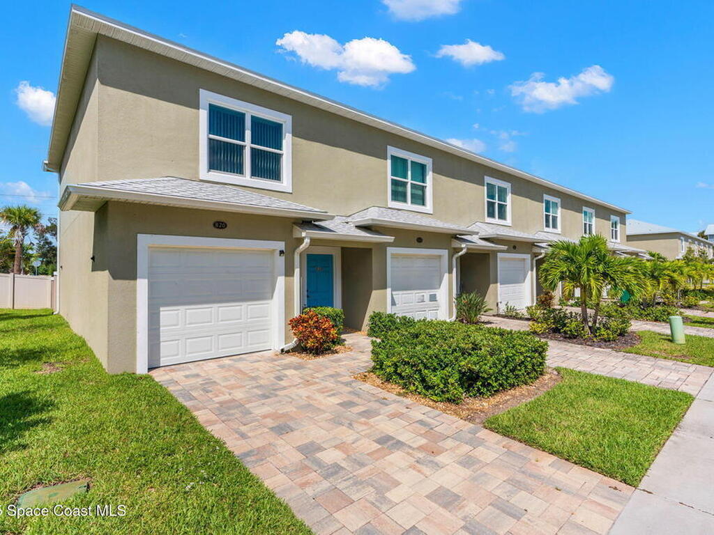 820 Paddleboard Court, Melbourne, FL 32935
