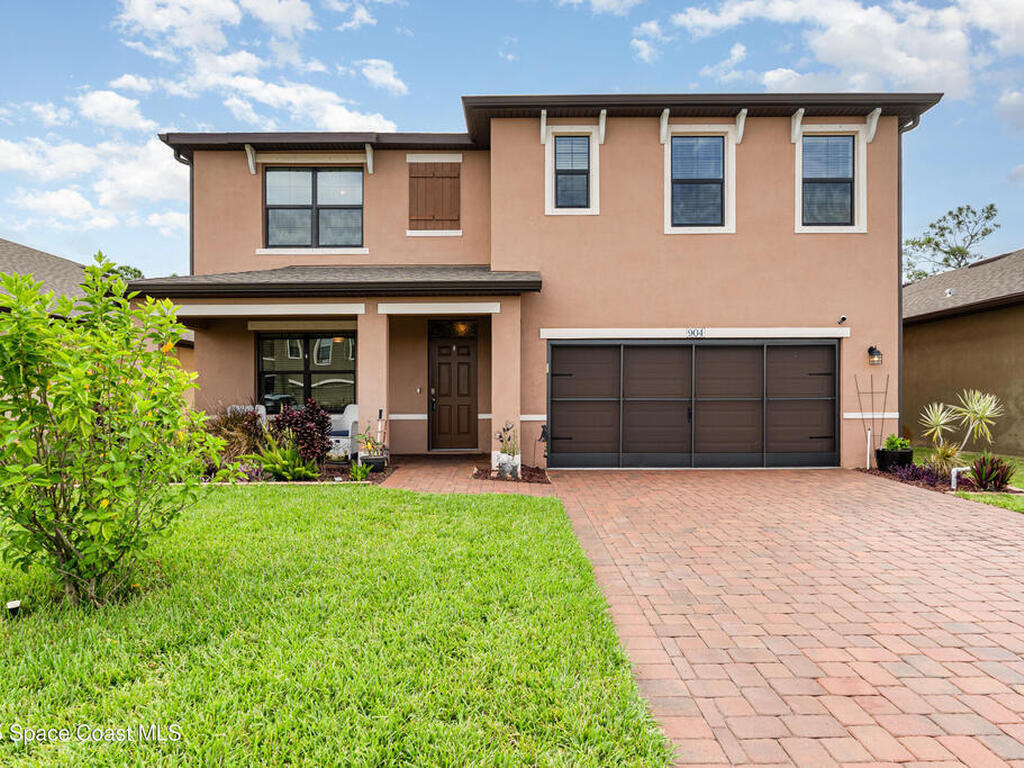 904 Old Country Road, Palm Bay, FL 32909