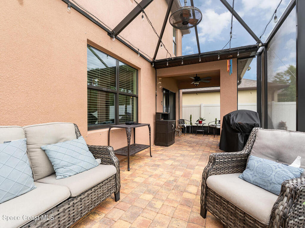 904 Old Country Road, Palm Bay, FL 32909