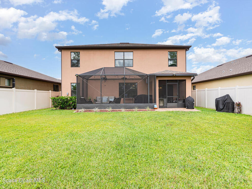 904 Old Country Road, Palm Bay, FL 32909