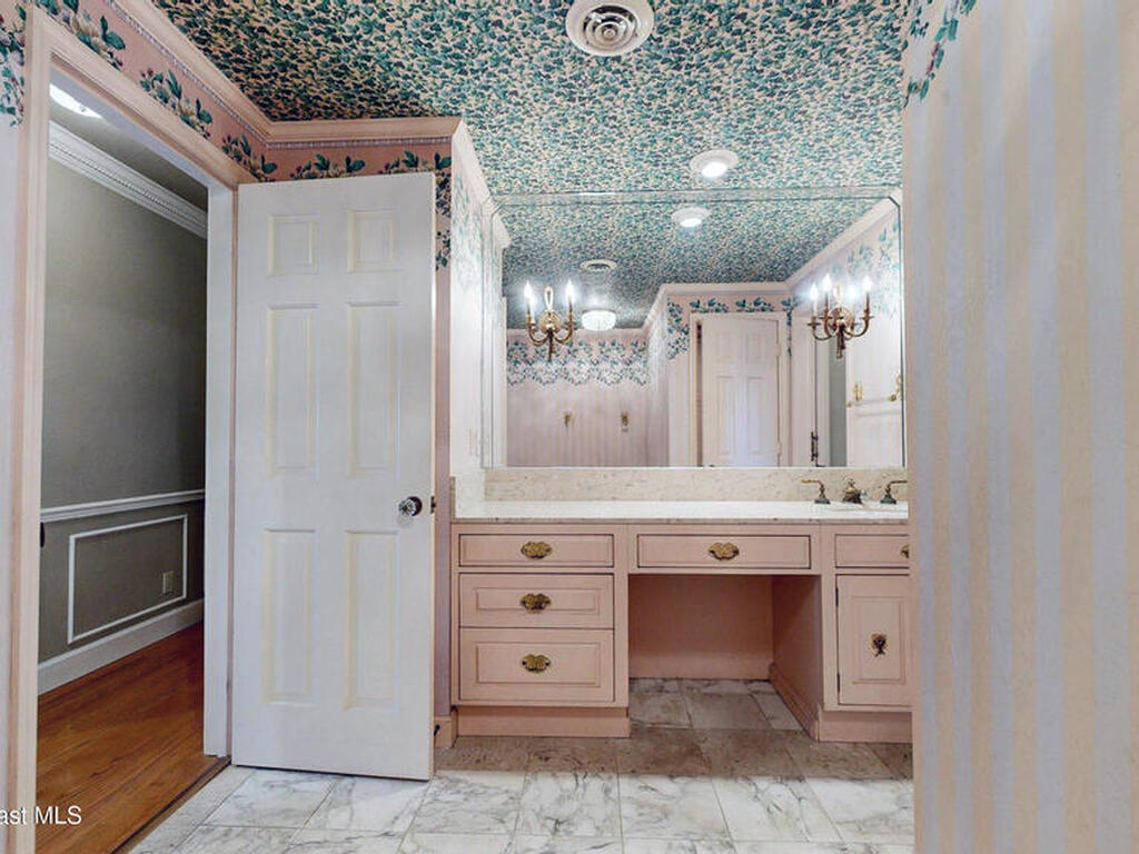 3000 Rocky Point Road, Malabar, FL 32950