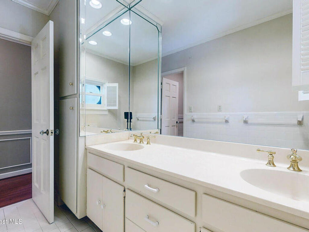 3000 Rocky Point Road, Malabar, FL 32950