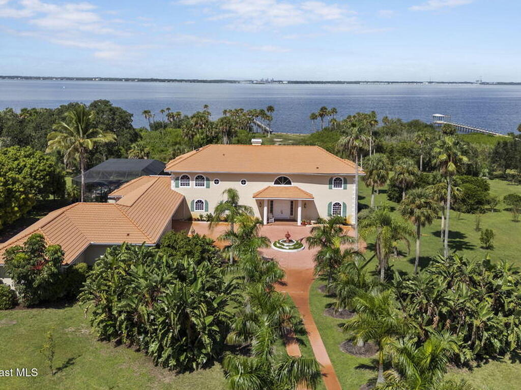 6007 N Tropical Trail, Merritt Island, FL 32953