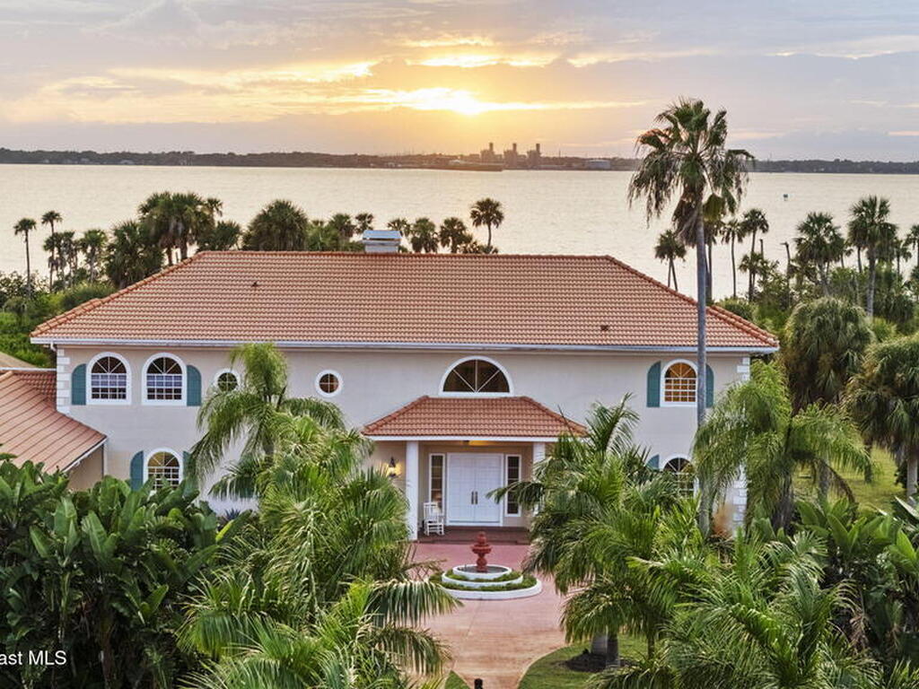 6007 N Tropical Trail, Merritt Island, FL 32953