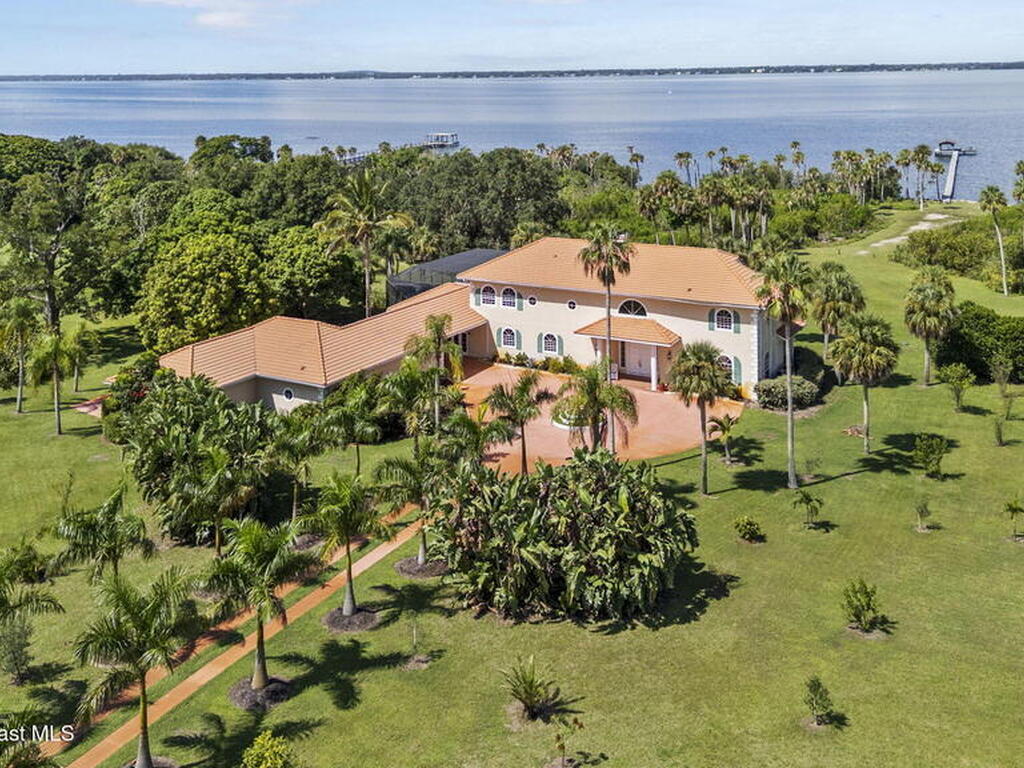 6007 N Tropical Trail, Merritt Island, FL 32953