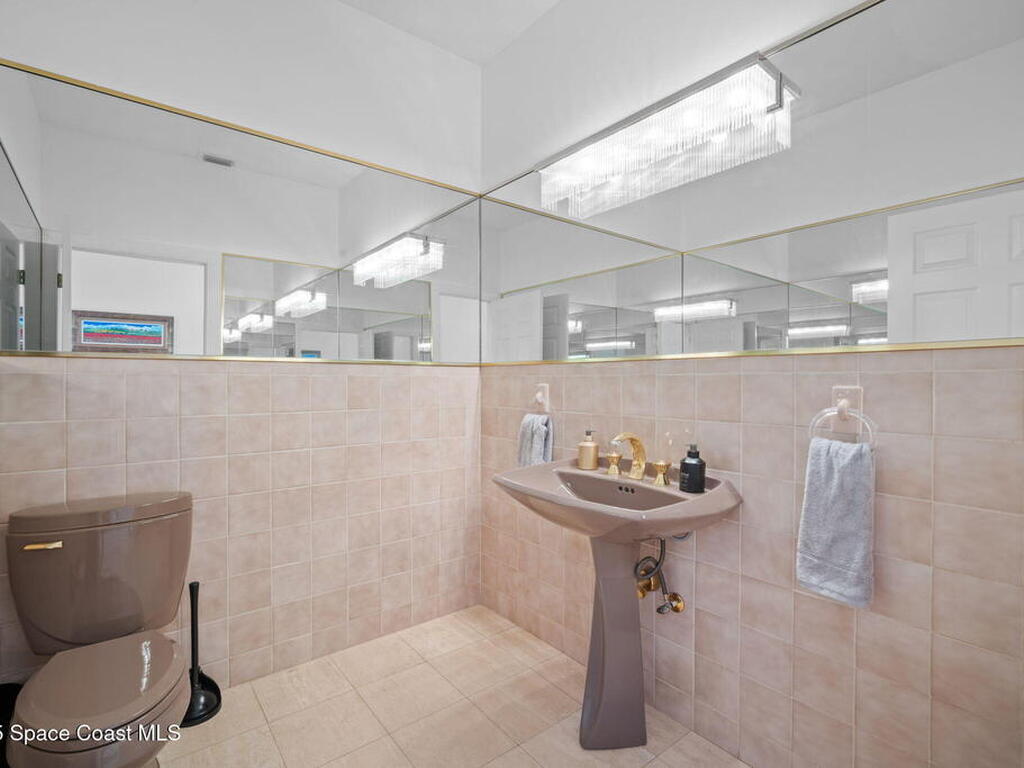 6007 N Tropical Trail, Merritt Island, FL 32953