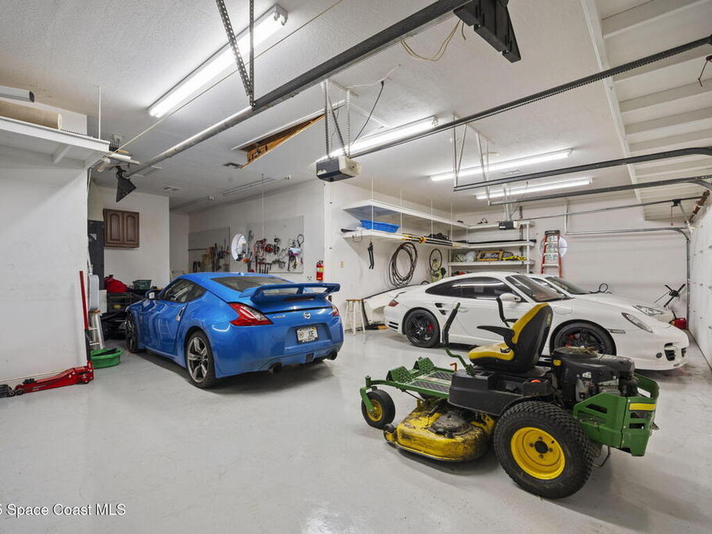 6007 N Tropical Trail, Merritt Island, FL 32953