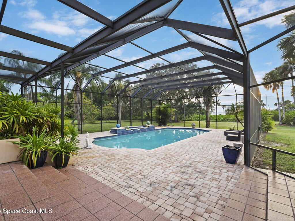 6007 N Tropical Trail, Merritt Island, FL 32953