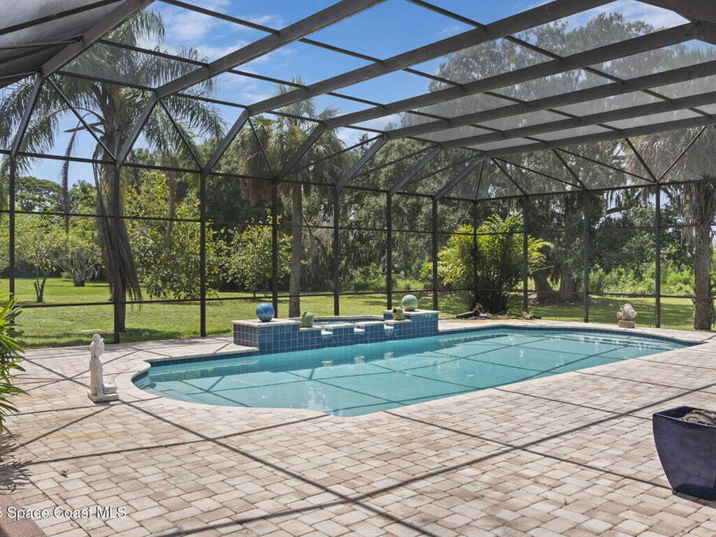6007 N Tropical Trail, Merritt Island, FL 32953