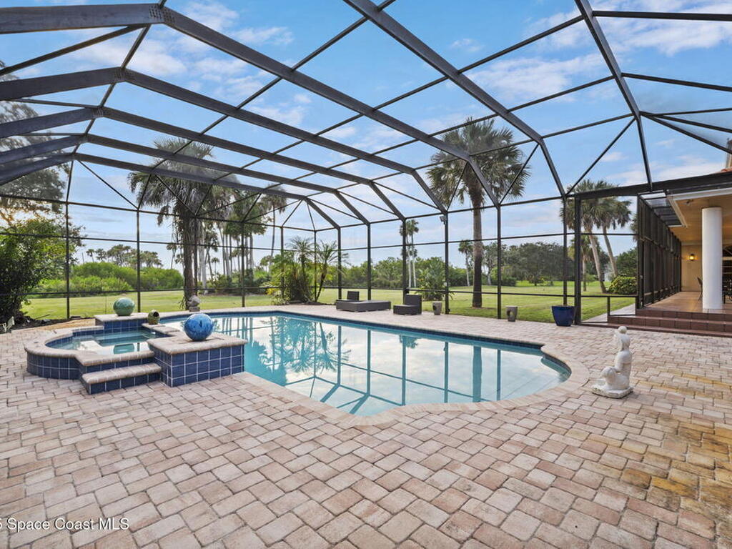 6007 N Tropical Trail, Merritt Island, FL 32953