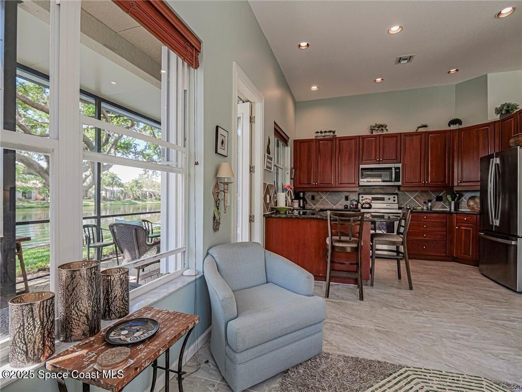 9325 E Maiden Court, Vero Beach, FL 32963