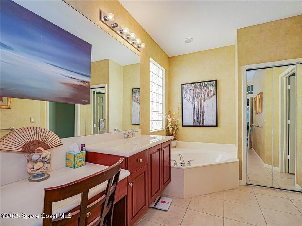 9325 E Maiden Court, Vero Beach, FL 32963