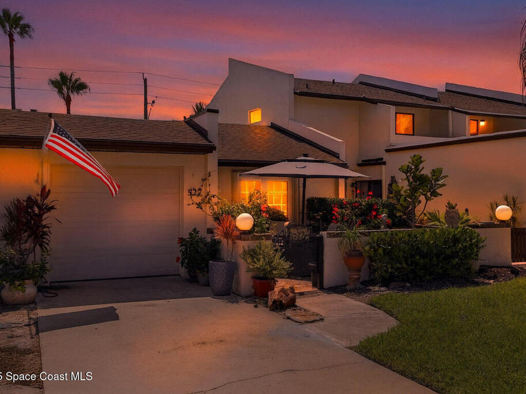 527 Summerset Court, Indian Harbour Beach, FL 32937