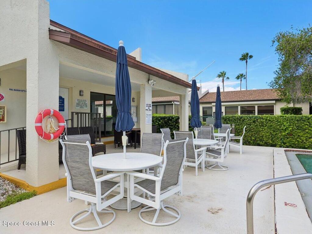 527 Summerset Court, Indian Harbour Beach, FL 32937