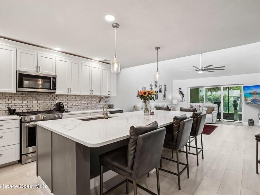 527 Summerset Court, Indian Harbour Beach, FL 32937