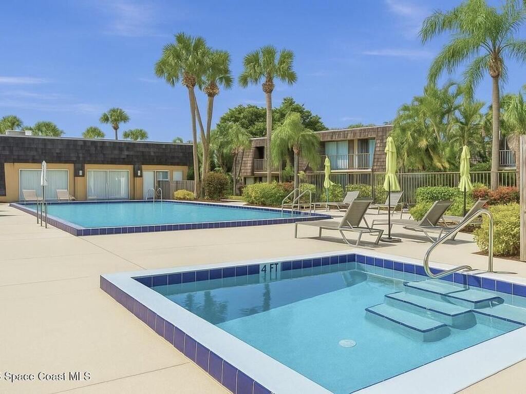 465 E Waverly Place, Vero Beach, FL 32960