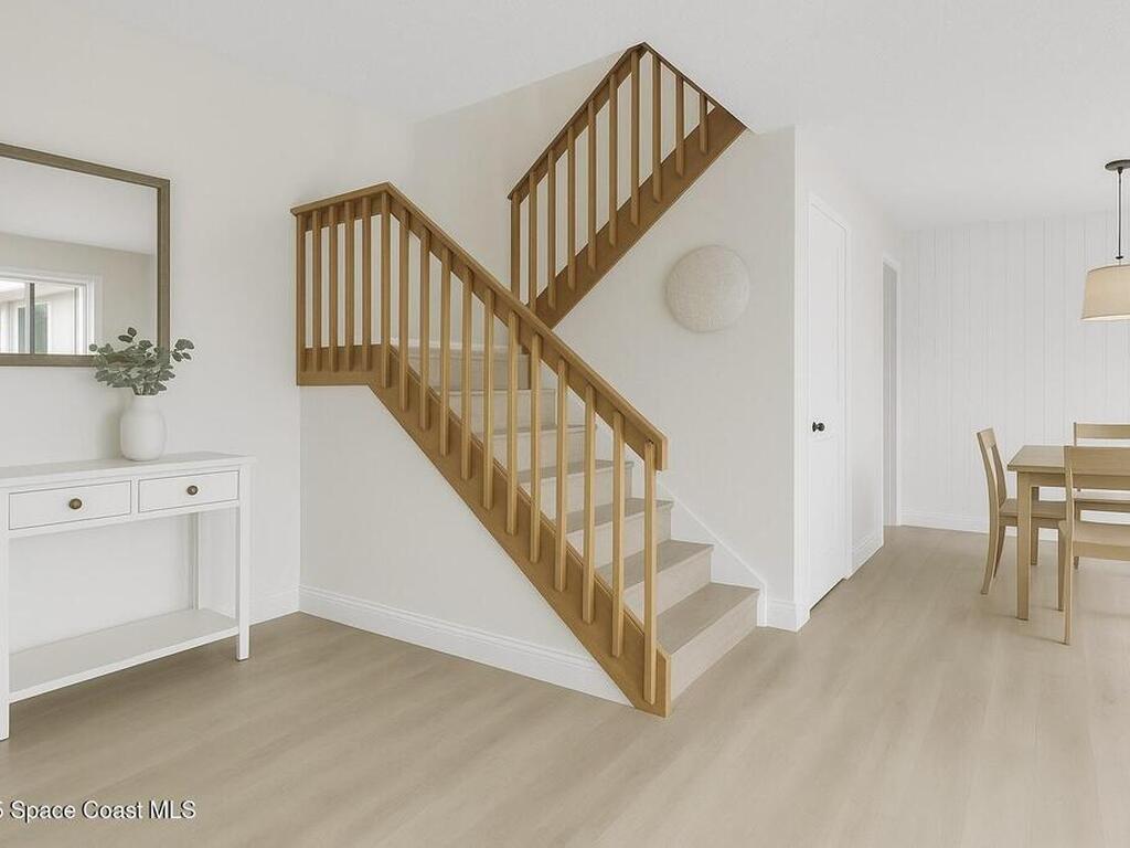 465 E Waverly Place, Vero Beach, FL 32960