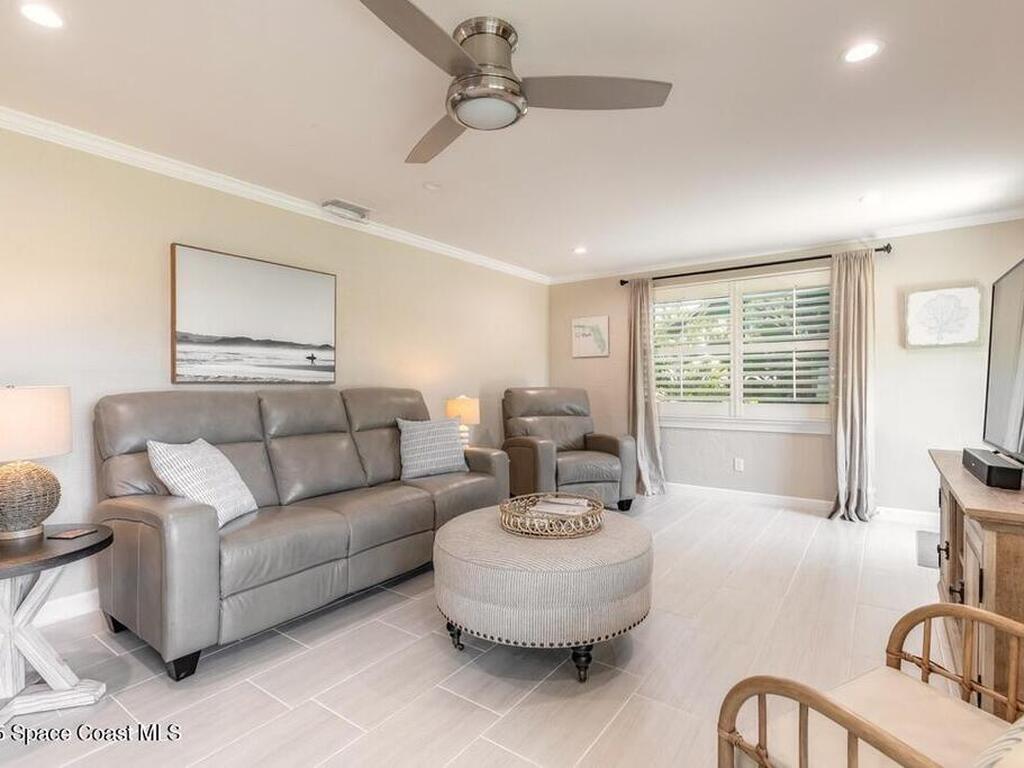 18 E Magnolia Avenue, Port Orange, FL 32127