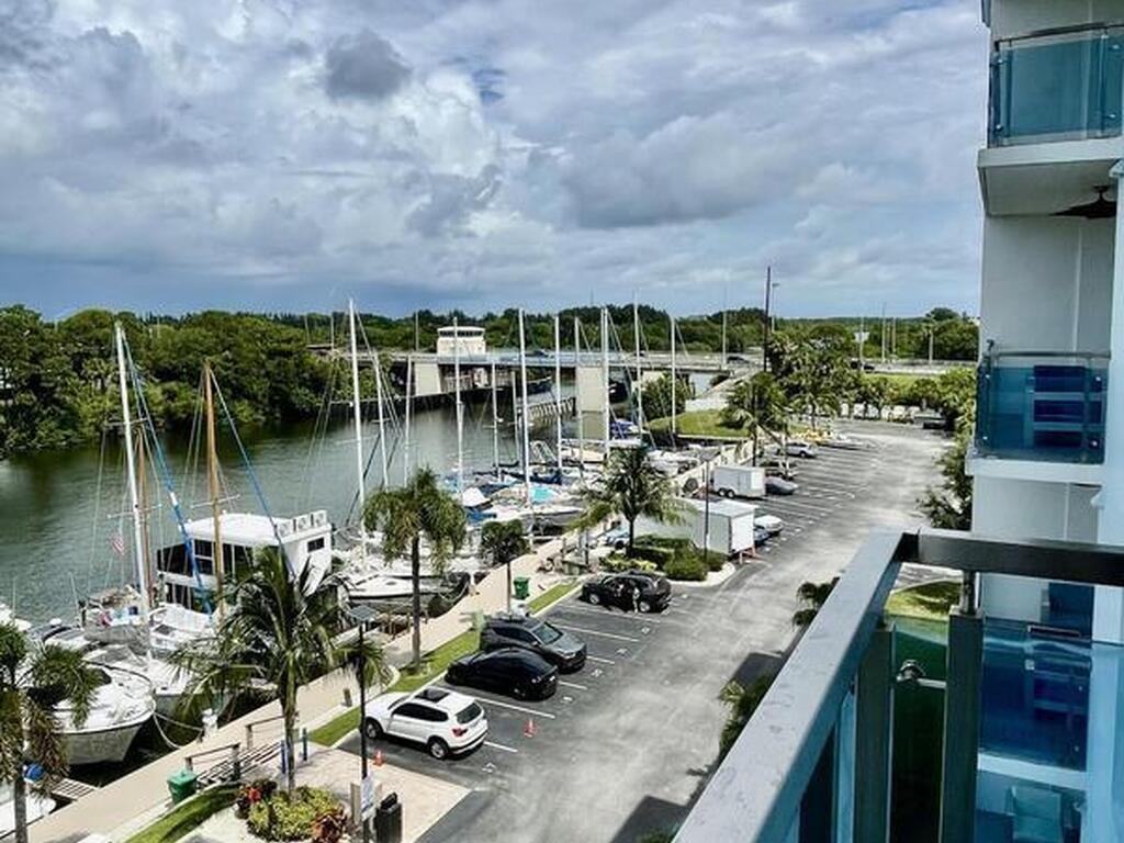 202 Ivory Coral Lane, Merritt Island, FL 32953