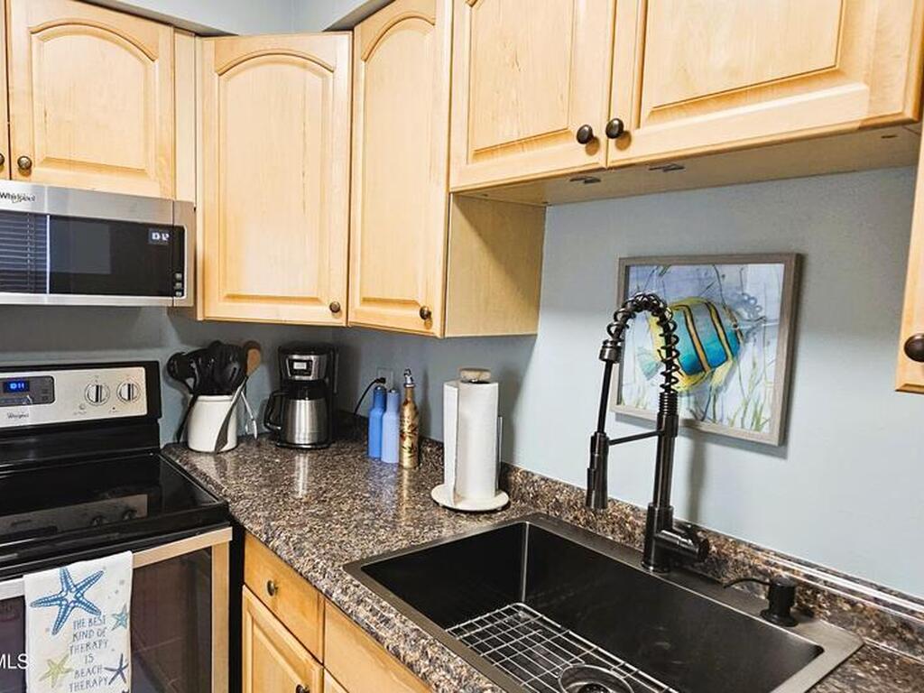 419 Madison Avenue, Cape Canaveral, FL 32920